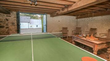 Cottage | Games room