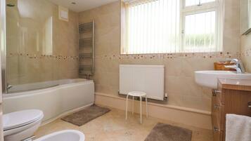 Cottage | Bathroom | Shower