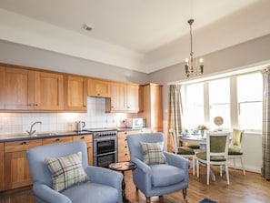 Cottage | Interior