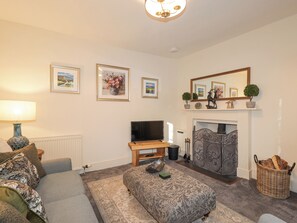 Cottage | Living area - Cormack Lodge - Brodie Castle (Forres)