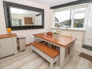 Ferienhaus | Eigene Küche | Kühlschrank, Wasserkocher, Toaster, Kochgeschirr/Geschirr/Besteck