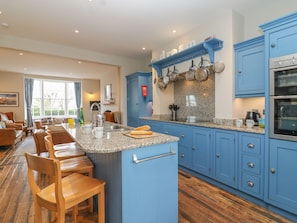Cottage | Interior