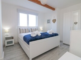 Cottage | 1 bedroom, individually decorated, individually furnished, free WiFi