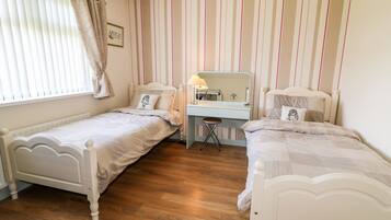 Cottage | 3 bilik tidur, dihias secara berasingan