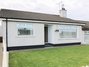 Exterior - Hazel Cottage (Portrush)