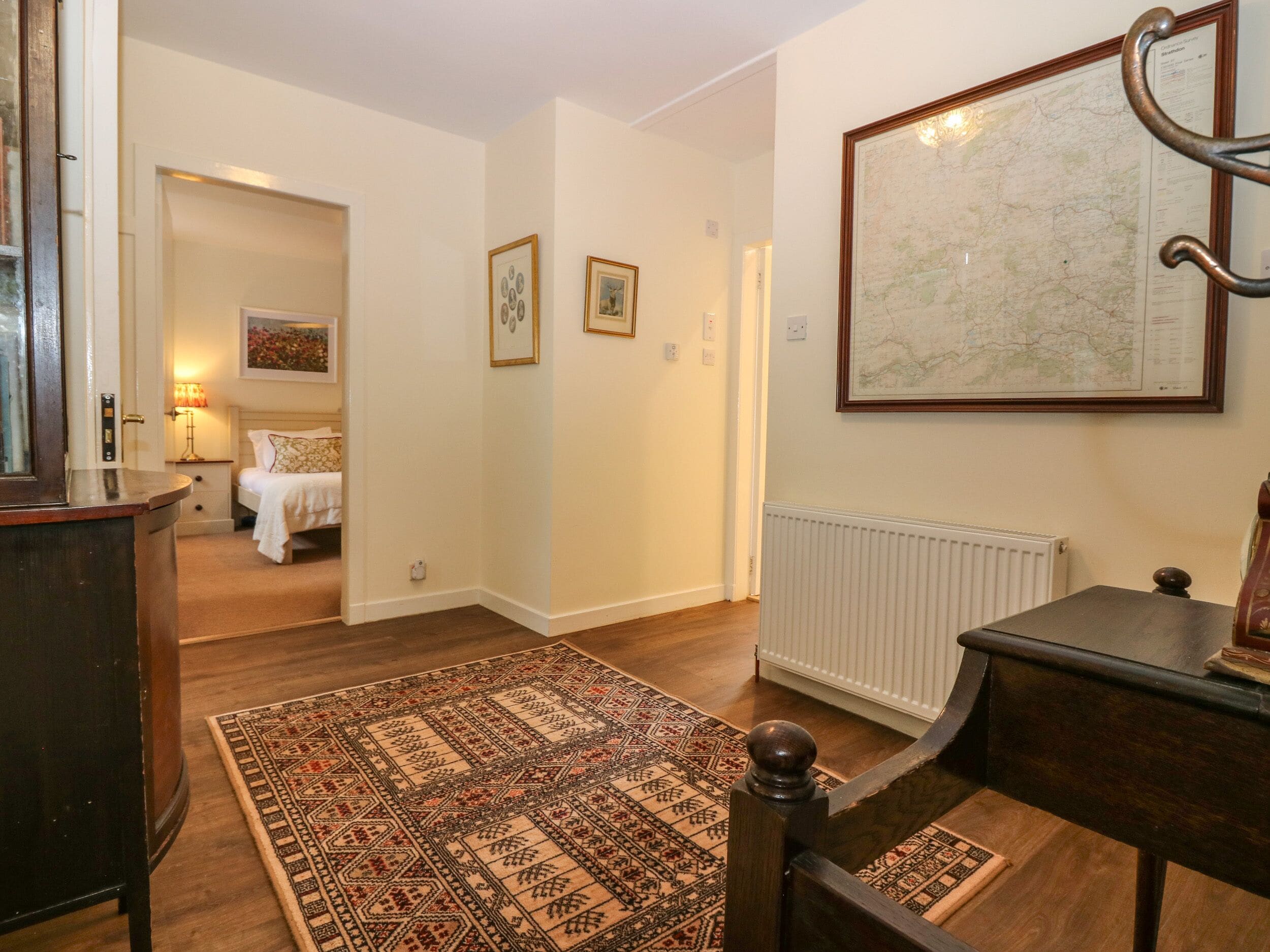 2 habitaciones, decoración personalizada y muebles diferentes 