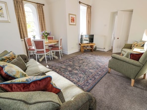 Cottage | Living area