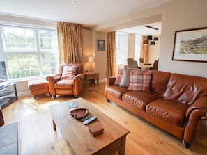 Cottage | Interior