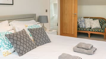 Casa de campo | 3 habitaciones, decoración personalizada y muebles diferentes