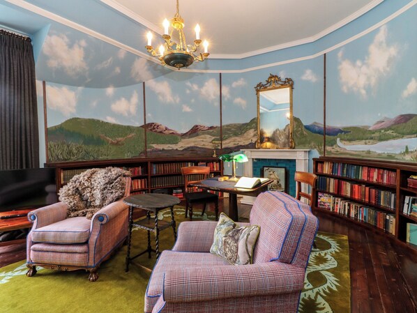 Interior - Dalvorar - Mar Lodge Estate (Ballater)