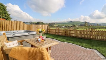 Cottage | Balcony