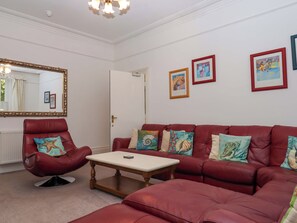 Cottage | Living area | TV - Babbacombe Hall (Torquay)