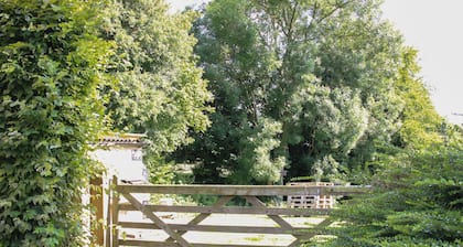 Foxholes Barn