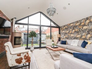 คอทเทจ | ภายใน