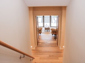 Cottage | Interior - Round House (Church Stretton)