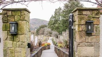 Cottage | Bahagian dalam