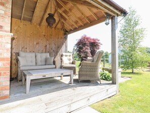 Cottage | Balcony - The Little Paddock (Malmesbury)