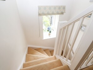 Cottage | Interior - River Bank (Ambleside)