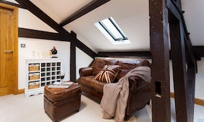 Cottage | Interior