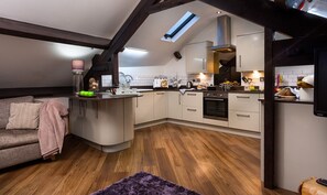 Cottage | Interior