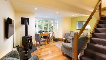 Cottage | Interior