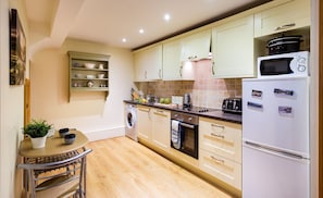 Cottage | Interior