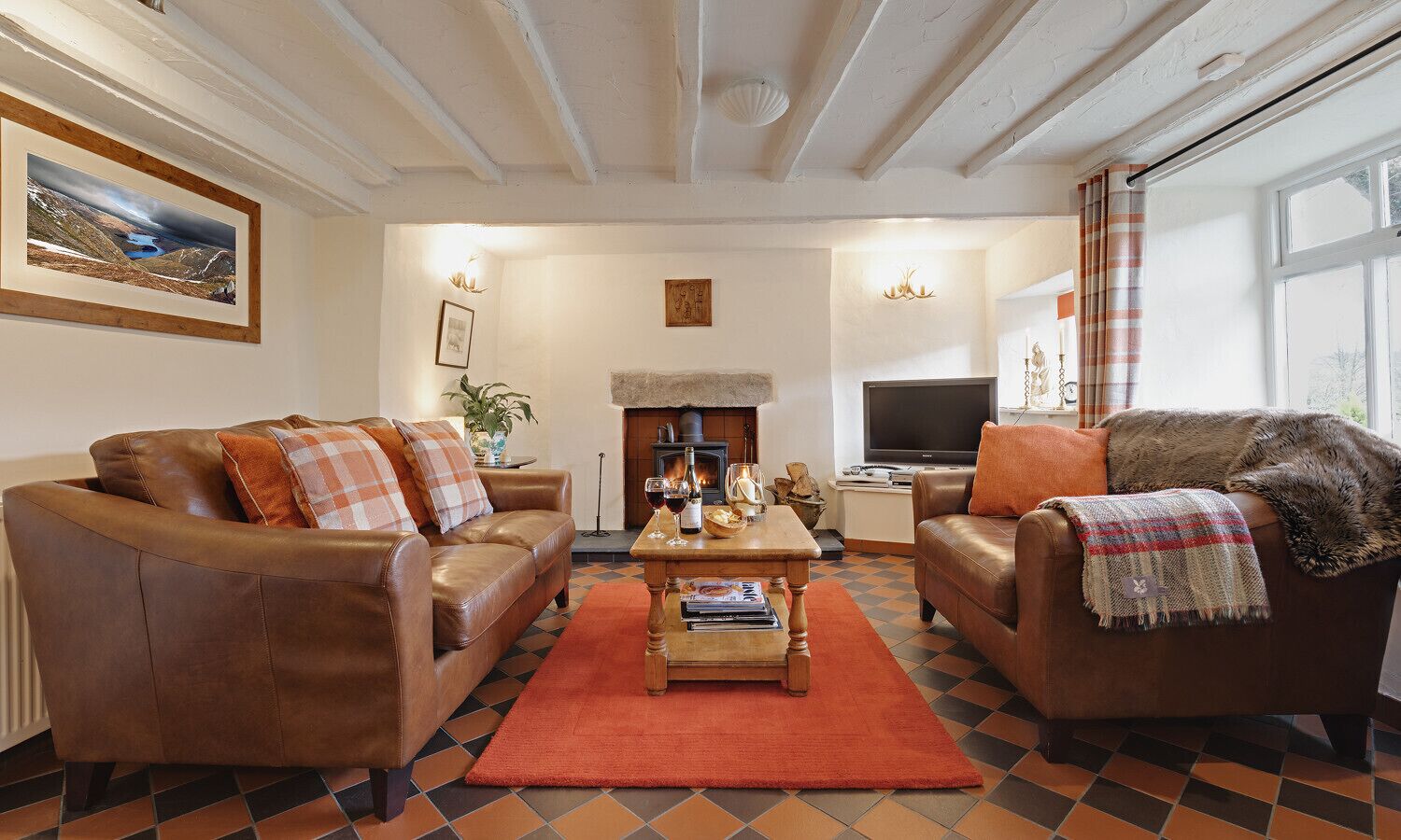 Cottage | Interior