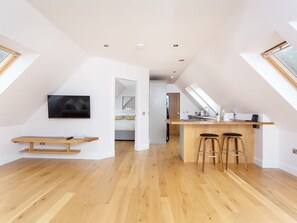 Cottage | Living room | DVD player - The Apartment (Fort William)