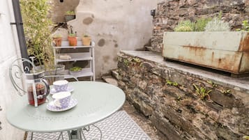 Cottage | Balcony