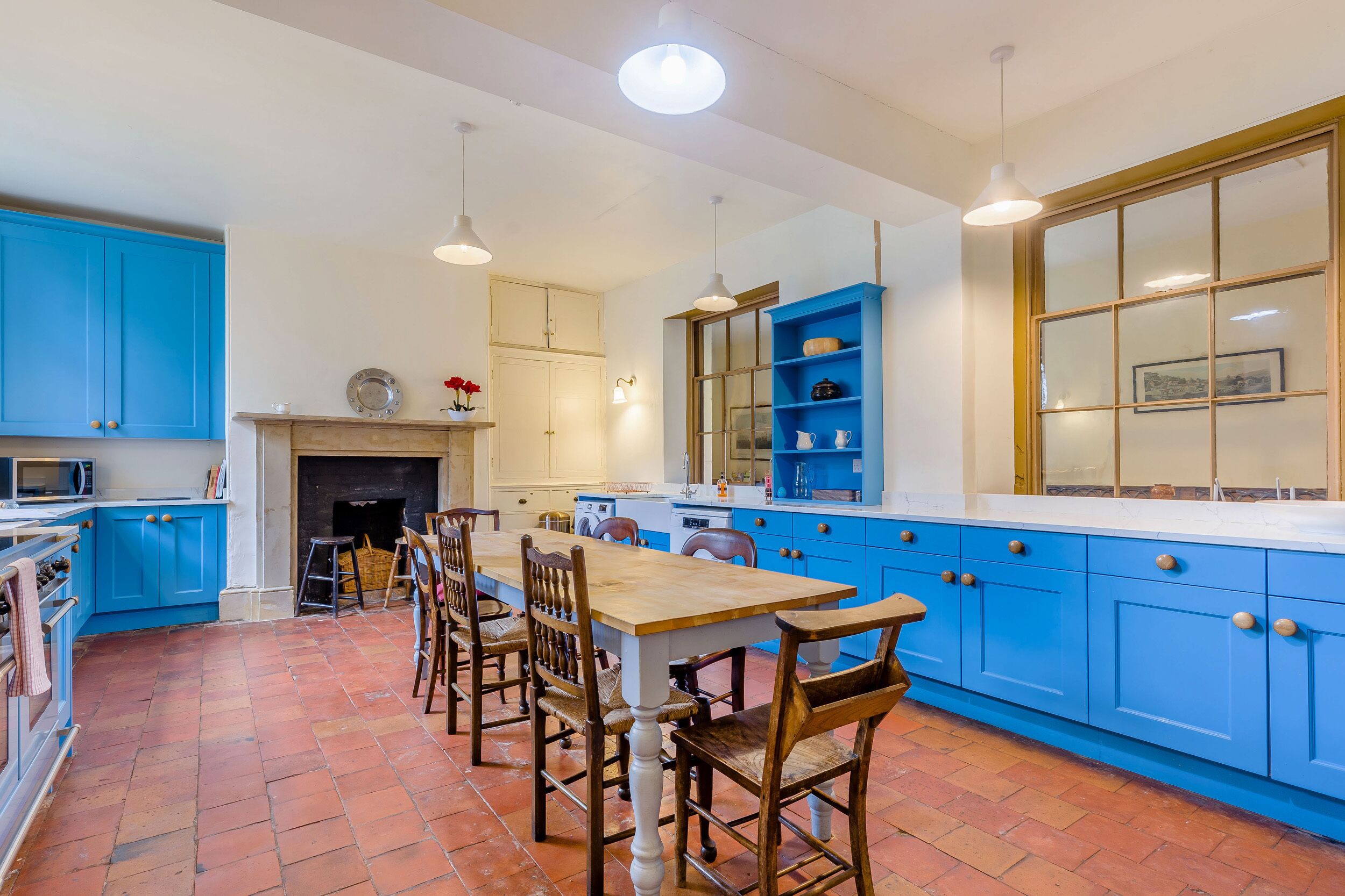 Cottage | Private kitchen | Fridge, microwave, dishwasher, electric kettle