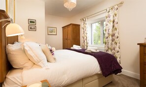 Cottage | 2 bedrooms, individually decorated, individually furnished, free WiFi - Oxen Fell Cottage (Ambleside)