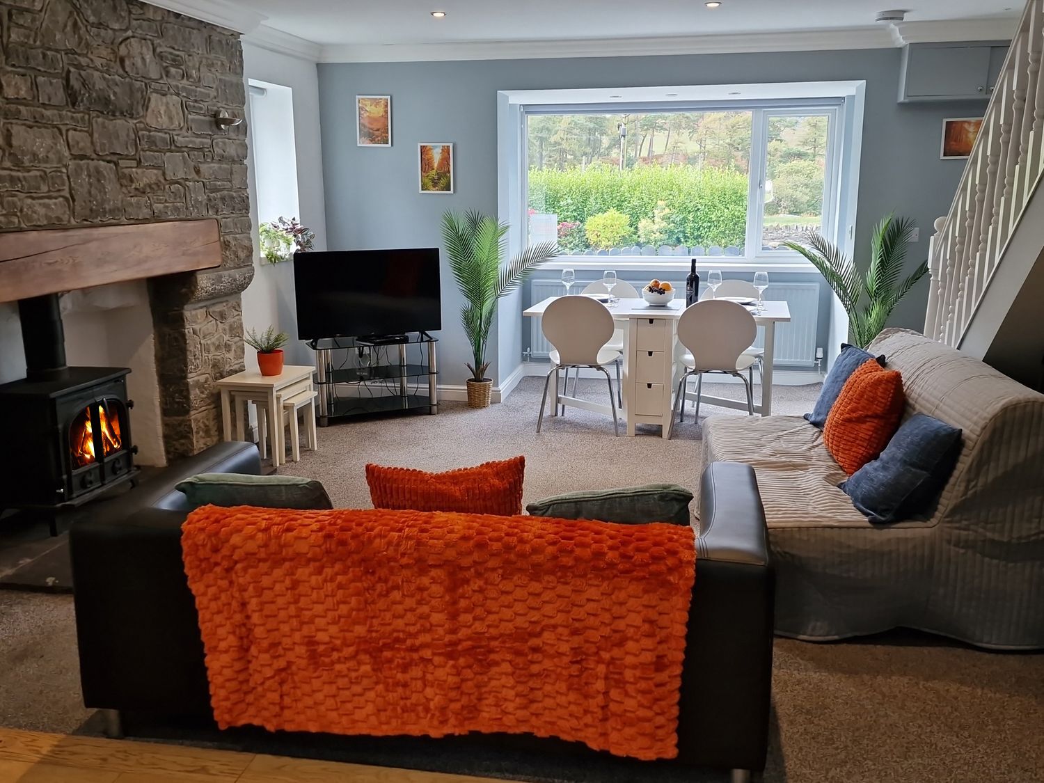 Cottage | Living area