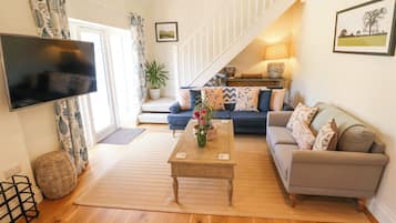 Cottage | Living area