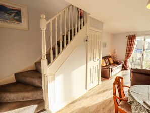 Cottage | Living room | TV