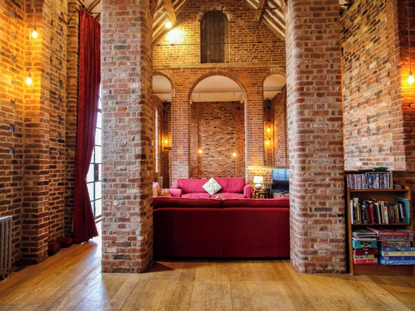 Interior - Windy Mundy Farm (Shrewsbury)