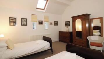 8 bedrooms, individually decorated, individually furnished, free WiFi