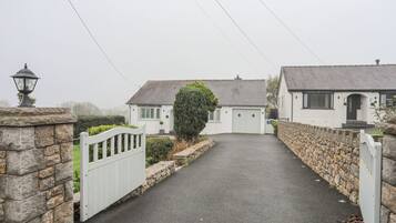 Cottage | Exterior