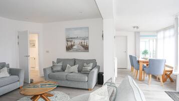 Cottage | Living area
