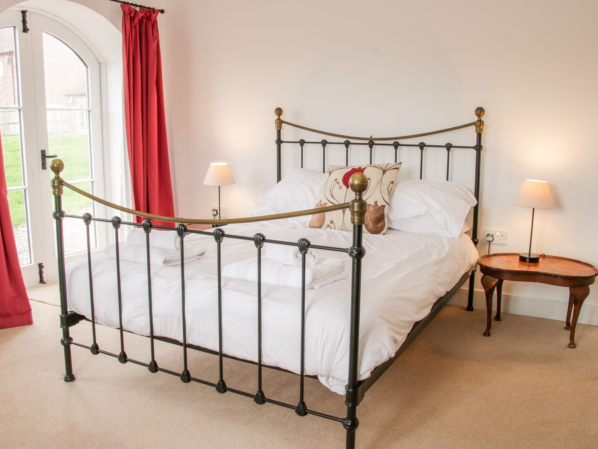 Cottage | 7 bedrooms, individually decorated, individually furnished, free WiFi