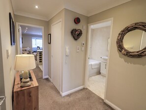 Cottage | Interior - Lakeland Loft (Windermere)