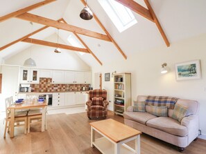 Cottage | Living area | DVD player - Glyn Yr Efail (Cardigan)