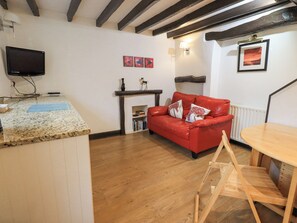 Cottage | Living area