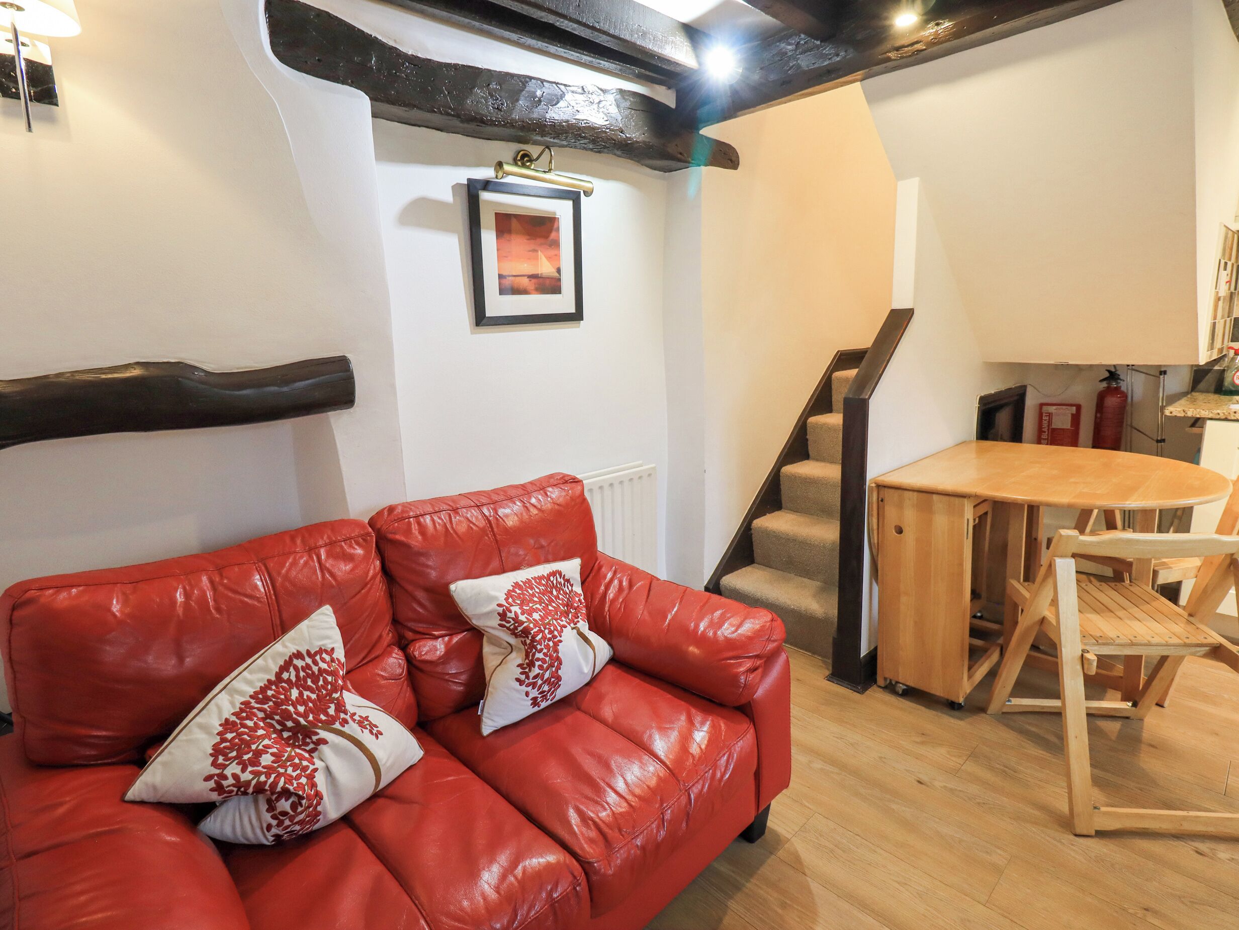 Cottage | Living area