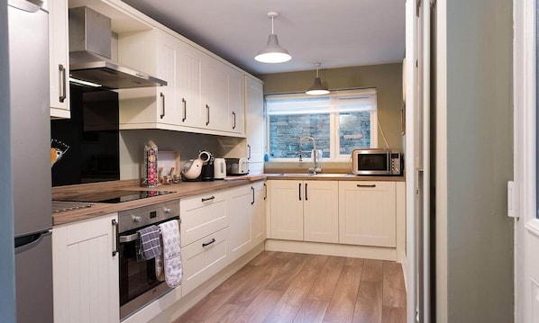 Cottage | Interior