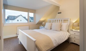 3 bedrooms, individually decorated, individually furnished, free WiFi - Noble Cottage (Keswick)