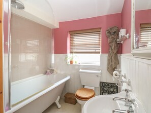 Cottage | Bathroom - 21 Florence Road (Lowestoft)