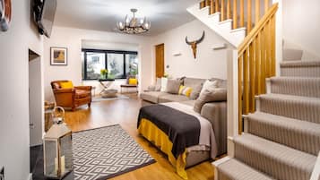 3 bedrooms, individually decorated, individually furnished, free WiFi