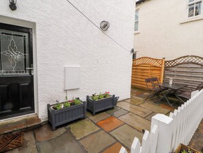 Cottage | Outdoor dining - Brandelhow House (Keswick)