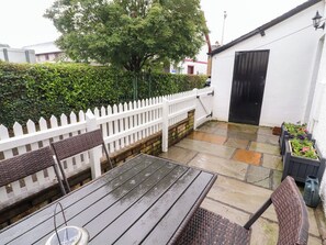 Cottage | Outdoor dining - Brandelhow House (Keswick)
