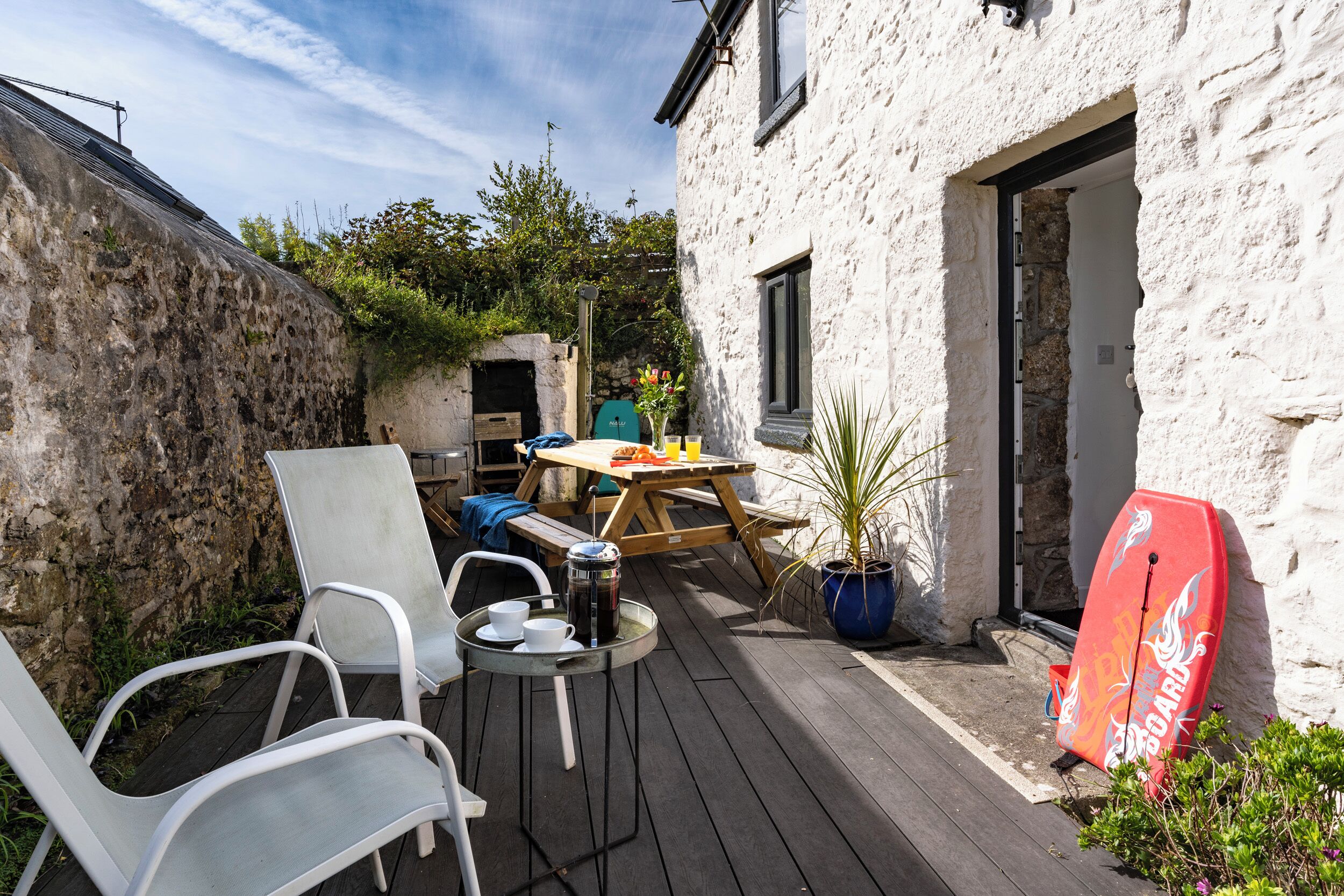 คอทเทจ | รับประทานอาหารกลางแจ้ง